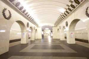 Станция метро "Технологический институт-1"
